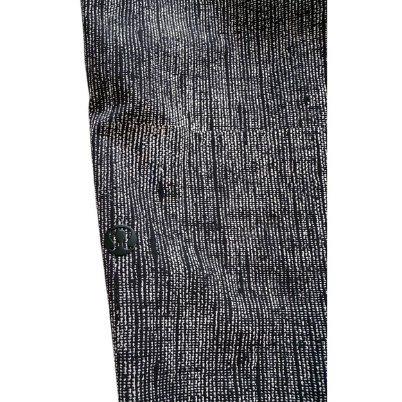 Lululemon Rollin' With My Omies Pant | Burlap Texture Black Dune - Size 8 - Picture 6 of 15